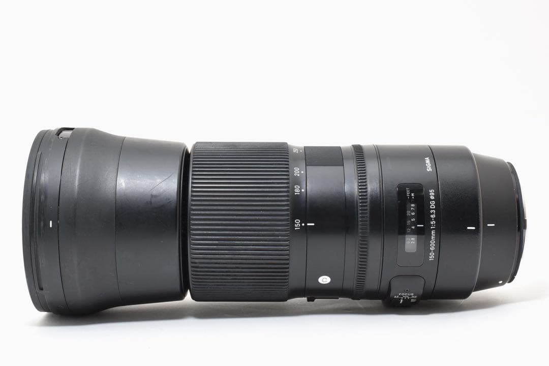 Sigma 150-600mm F5-6.3 DG OS HSM ズームレンズ