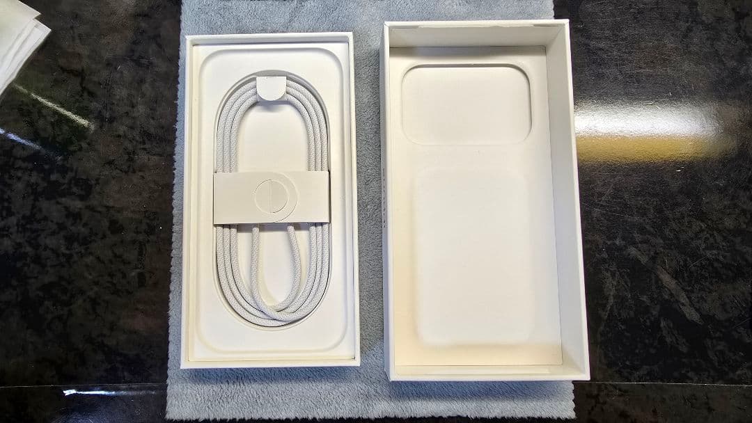 iPhone17Pro 256GB コズミックオレンジ 現状変色無し