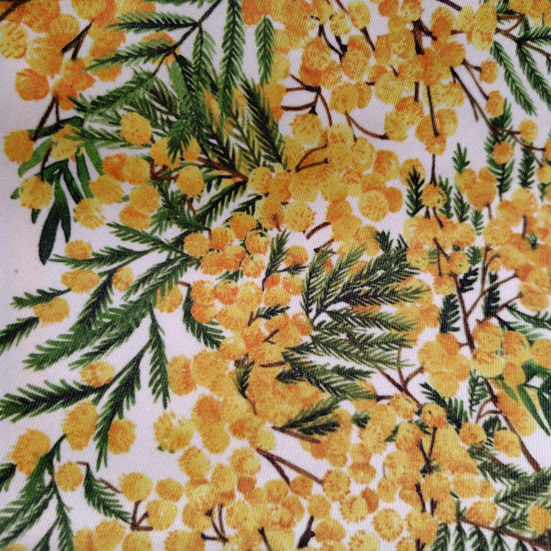 R91 南仏プロバンスプリントテーブルクロス「ミモザ白」円形