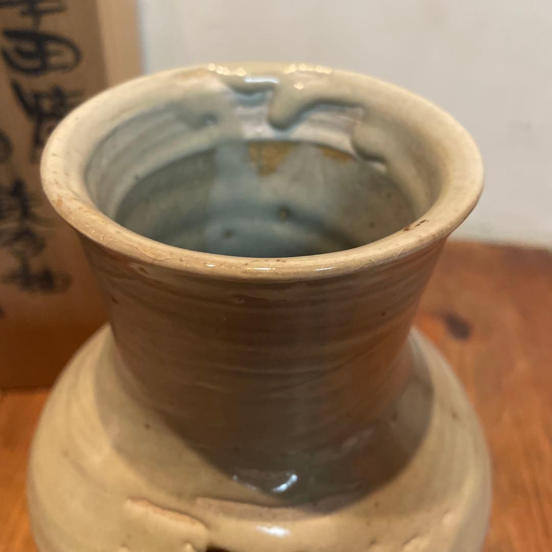 美品　肥前黒牟田焼　鉄絵草花文　刷毛目　丸田正美　共箱　花器　花瓶　陶芸