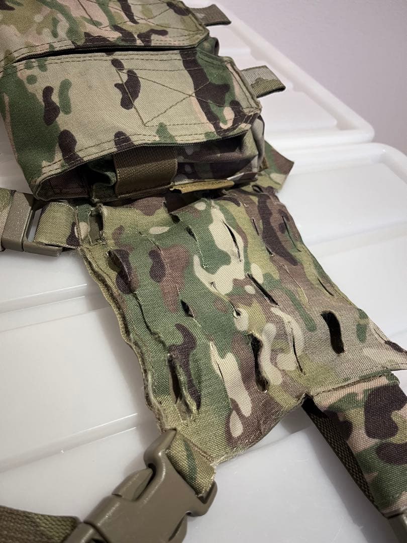 チェストリグ　マガジンポーチ　3点セット　マルチカム