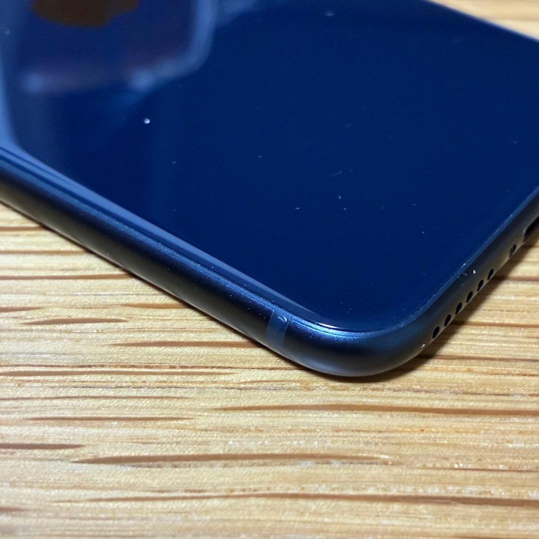 Ya17700 iPhone SE 第3世代　SIMフリー　美品