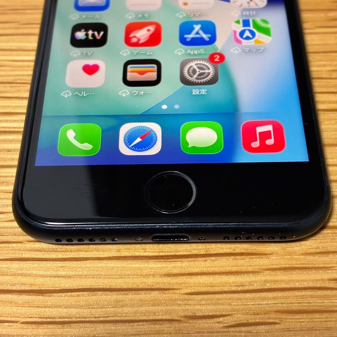 Ya17700 iPhone SE 第3世代　SIMフリー　美品