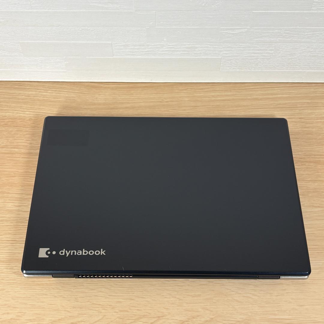 Dynabook　10世代i5　ノートパソコン　Windows11　超軽量　19