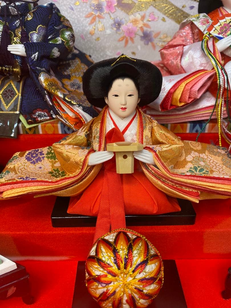 東京久月　雛人形五人飾りガラスケース檜造り・間口約５９×奥行約３４×高さ約４２㎝