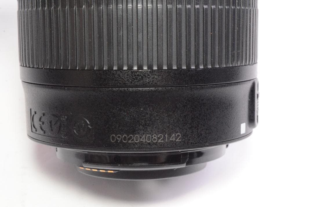 デジタルカメラ Canon EOS 7D/EF-S 18-55mm F3.5-5.6/BG-E7