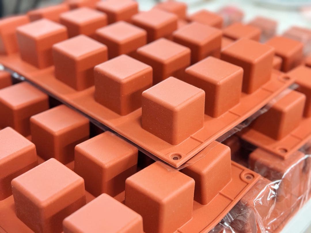 シリコマート 6枚 シリコン型キューブ3.5cm型 15個取 SF105