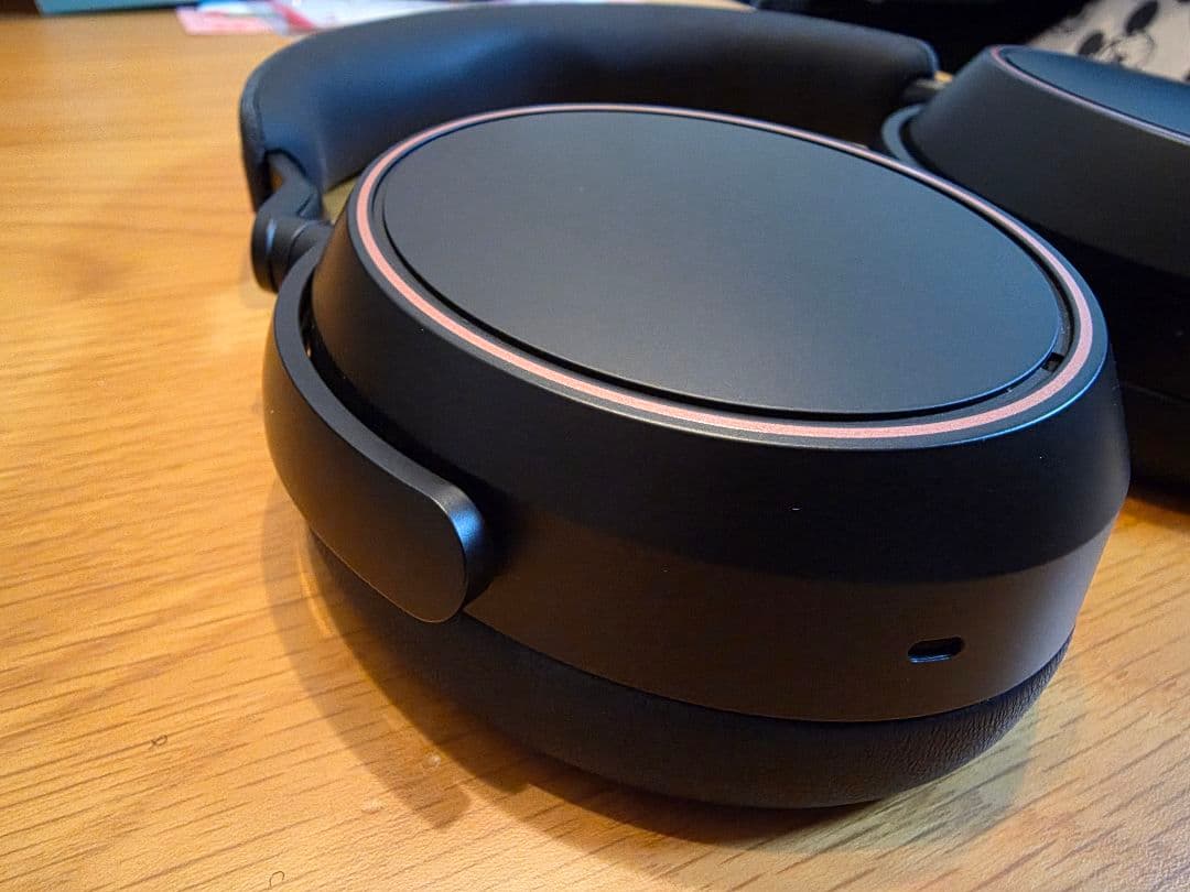【美品】ゼンハイザー SENNHEISER MOMENTUM 4 限定カラー！