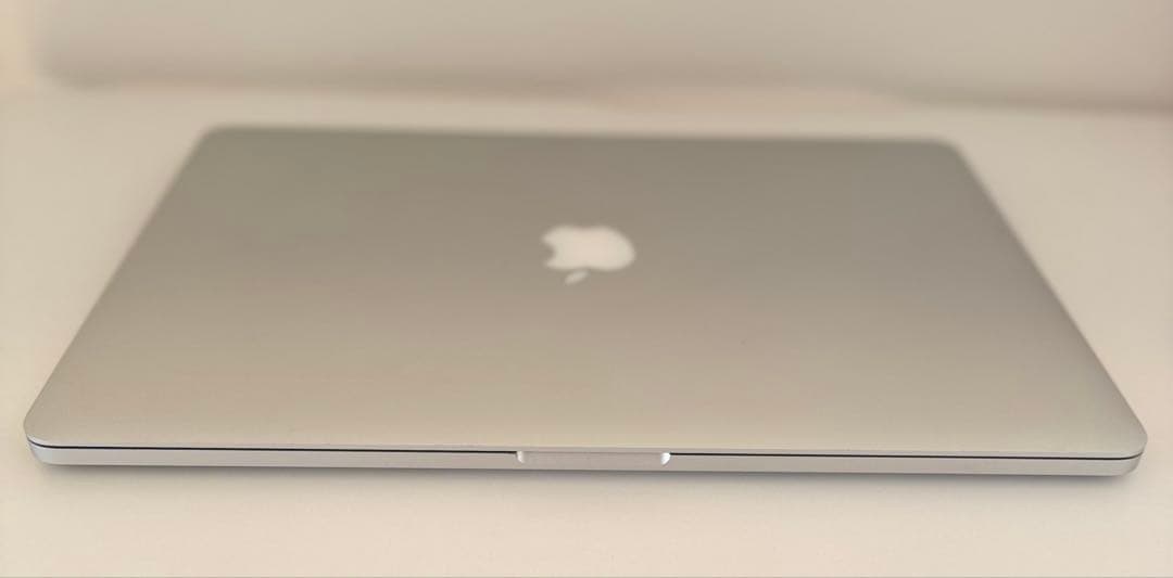 美品 Macbook Pro 2015 15インチ Windows 11 Pro