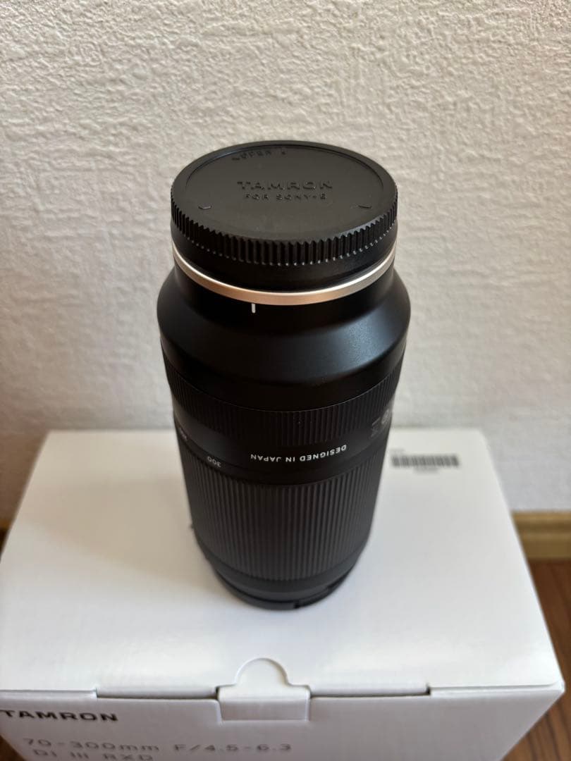 タムロン 70-300mm F/4.5-6.3 Di III RXD