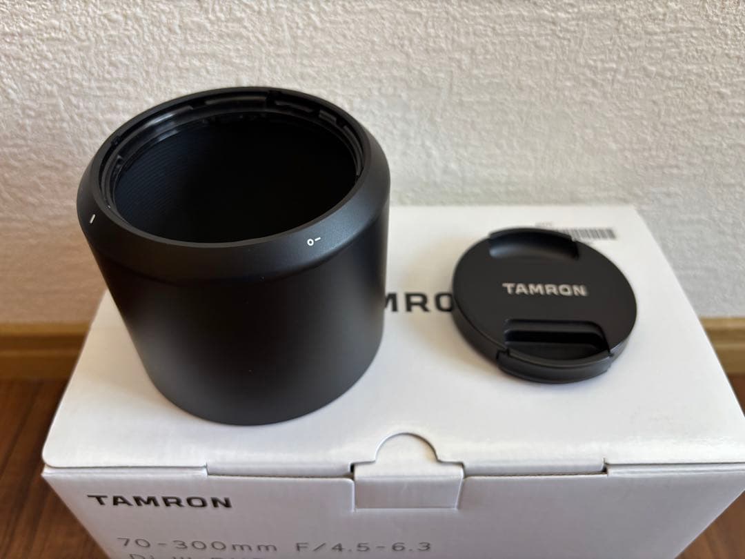 タムロン 70-300mm F/4.5-6.3 Di III RXD