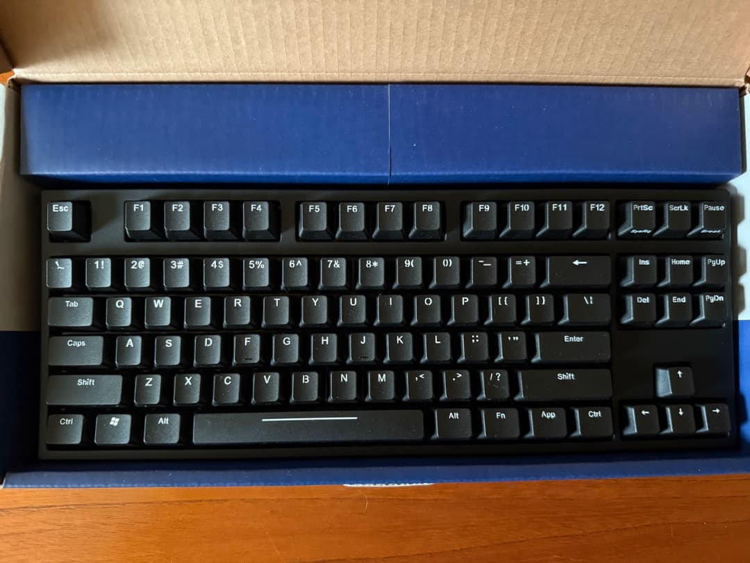 ARCHISS Progres Touch RETRO TKL 英語 黒軸