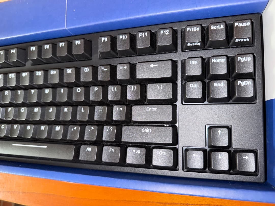 ARCHISS Progres Touch RETRO TKL 英語 黒軸
