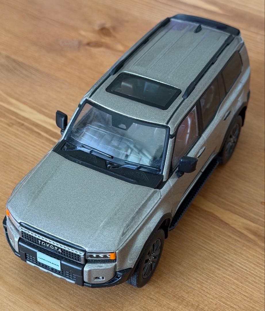 ランドクルーザー250 ミニカー 1/30