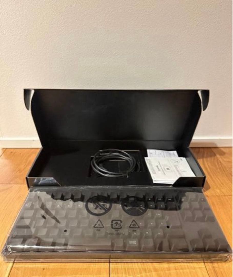 【超美品】Logicool G ゲーミングキーボード テンキーレス