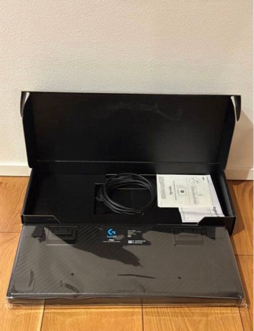 【超美品】Logicool G ゲーミングキーボード テンキーレス