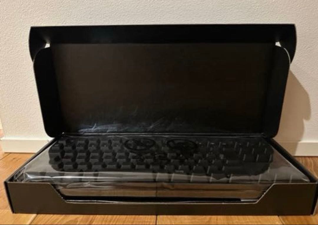 【超美品】Logicool G ゲーミングキーボード テンキーレス