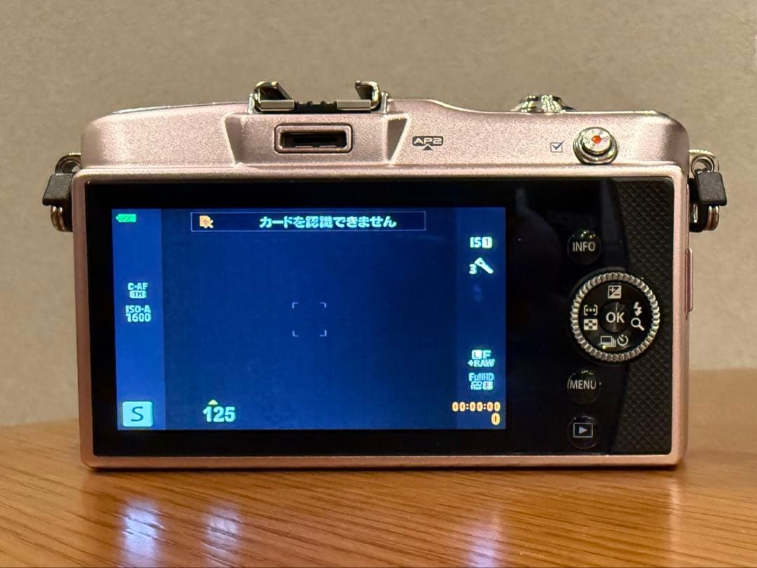 美品 OLYMPUS E-PM1 ピンク 手ぶれ補正正常動作確認済み