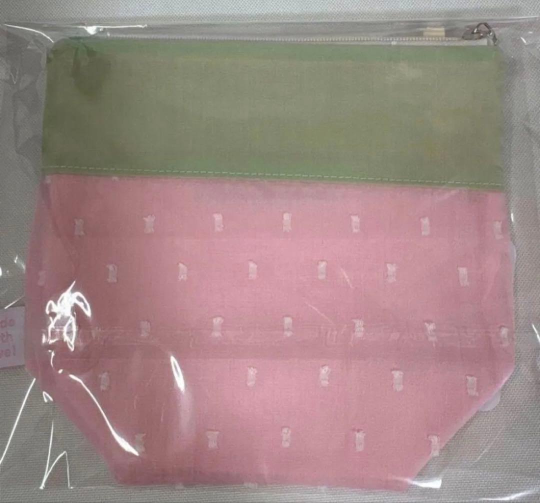 ILLIT IVE 使用 いちごポーチ　ピンク