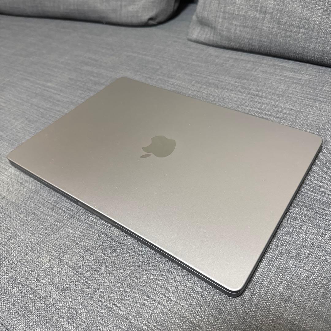 Apple MacBook 14インチ M1 MAX 32GB 1TB