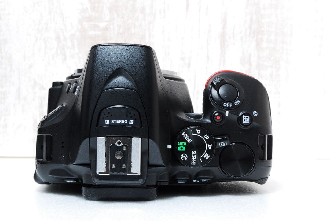 ❤️美品❤️ショット数少❤️Wi-Fi搭載 Nikon D5600 ダブルレンズ