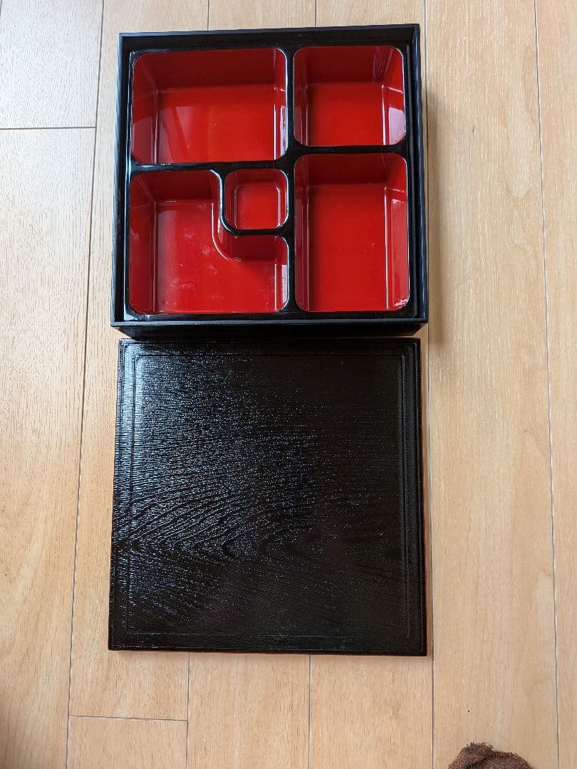 松花堂弁当DX8.5黒渕朱６個