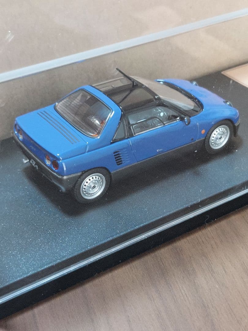 フィガロ&マツダAZ１（国産名車）1/43ミニカー２台セット