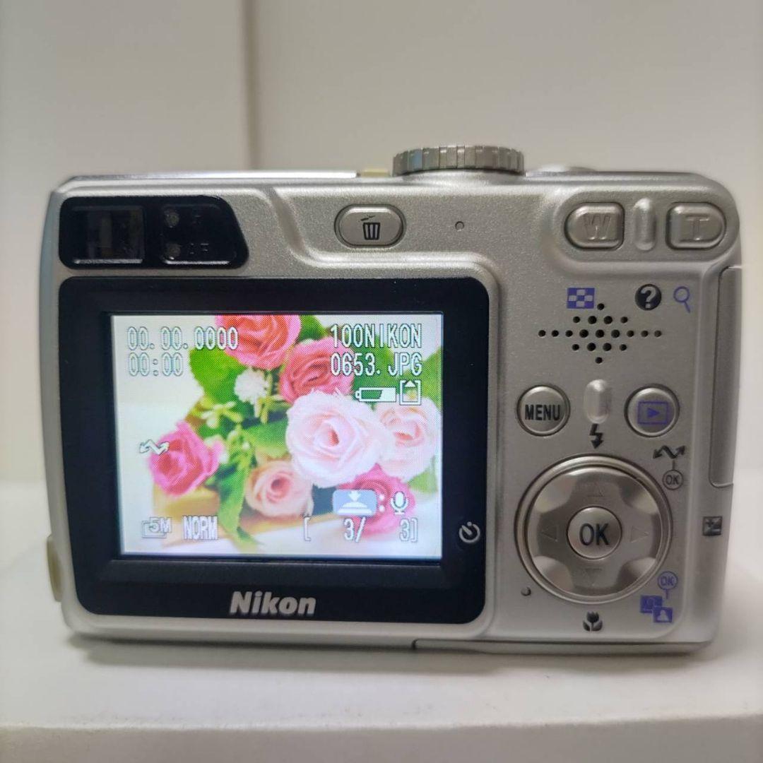 動作確認済み ニコン COOLPIX 5900 オールドコンデジ デジカメ