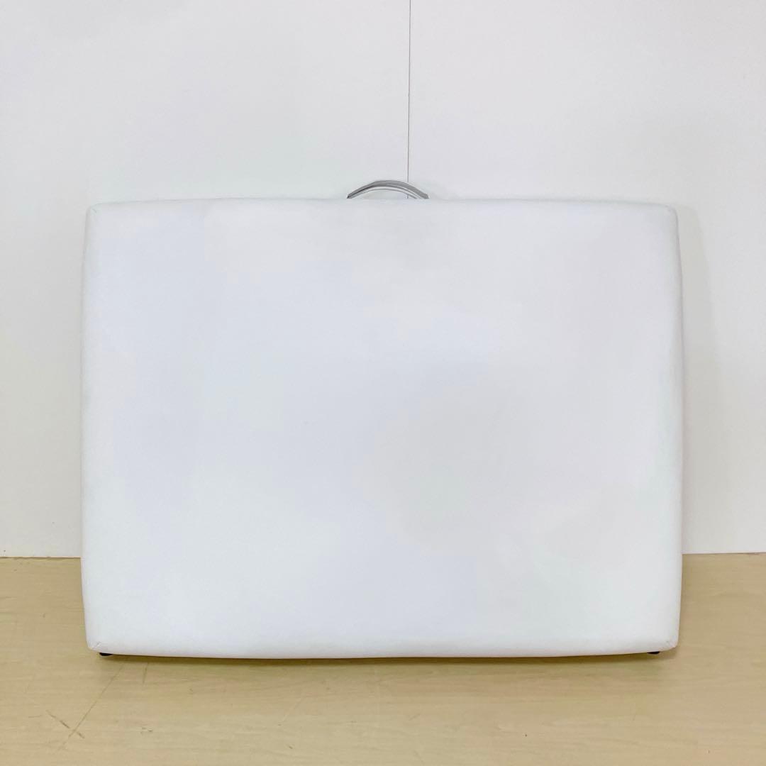 折りたたみ　エステベッド　マッサージベッド　簡易ベッド　カラーホワイト