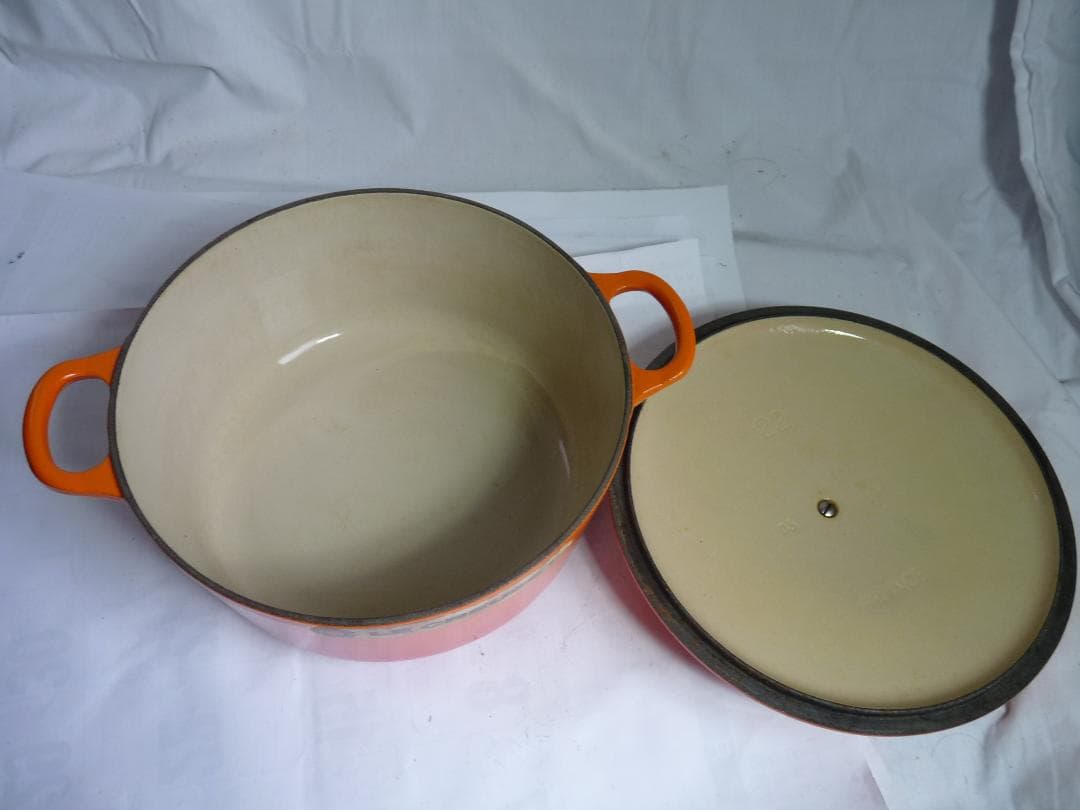 LE CREUSET ココットロンド 22cm ホーロー両手鍋 オレンジ