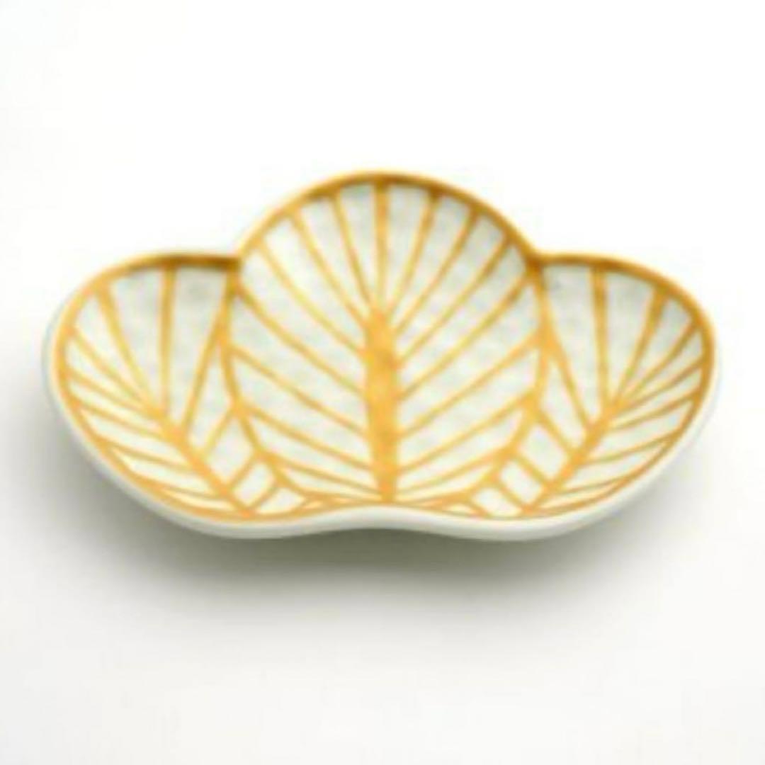 【新品】【大人気】有田焼幸楽窯　錦茶緑金松葉形銘々皿　縁起物