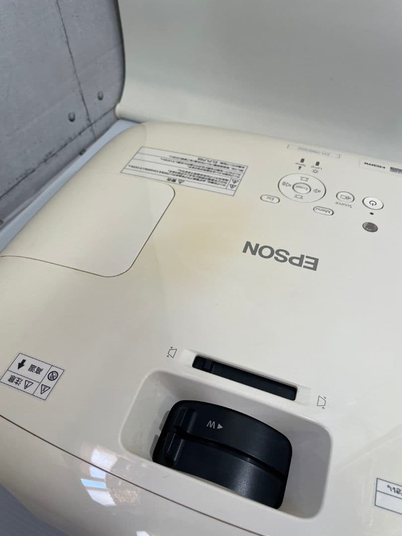 Epson EH-TW6000プロジェクター本体 ホワイト