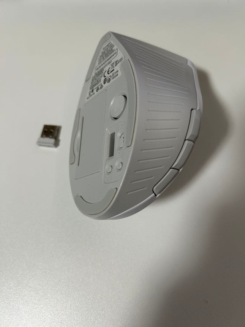 Kensington Pro Fit Ergo Vertical ホワイト