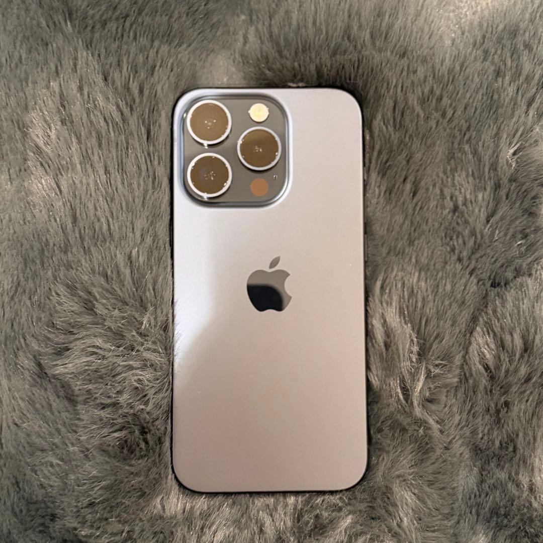 Apple iPhone 15 Pro ブルーチタニウム本体