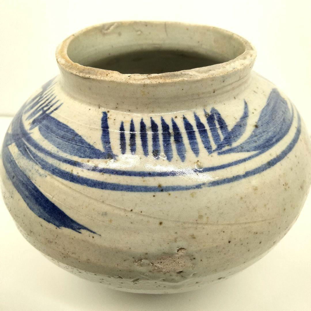 H283  李朝時代 白磁製 草文染付提灯壷 満月壷 高さ13㎝