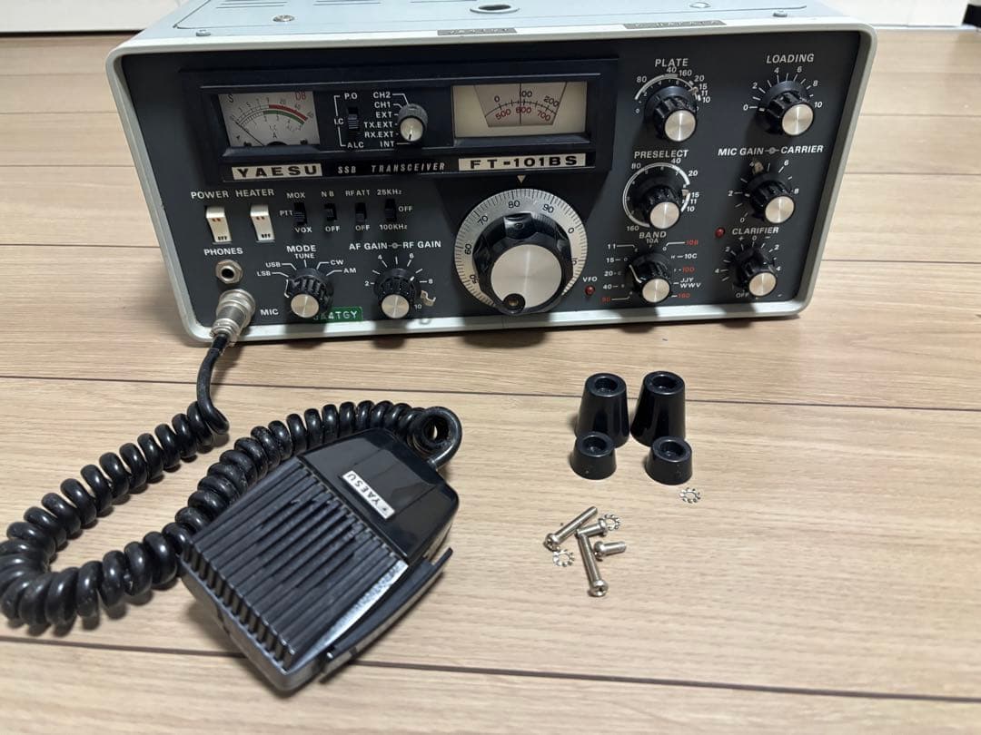 受信機 YAESU FT-101BS