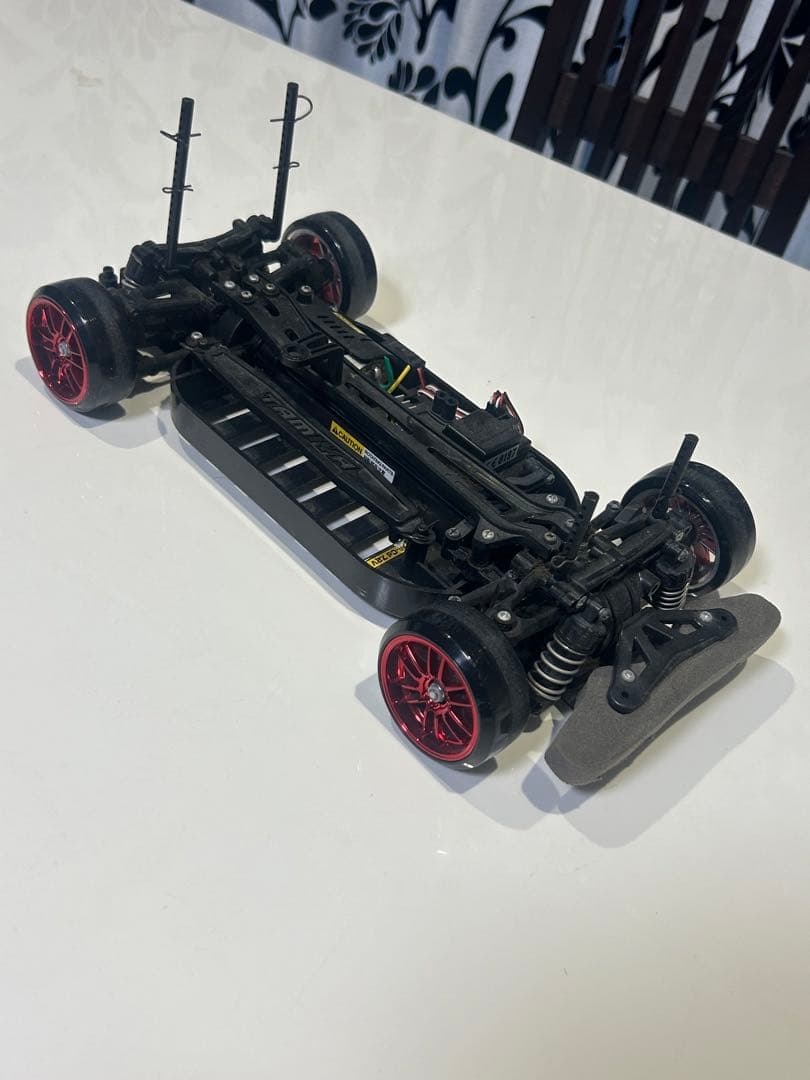 RCカーシャーシ オープンシャーシ レッドホイールジャンク