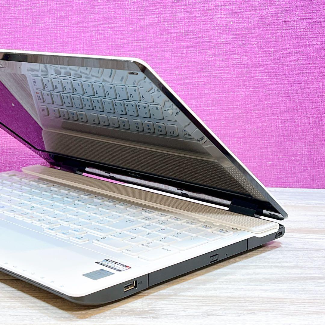 美品✨Windows11✨第5世代i3✨NECノートパソコン✨ブルーレイ✨カメラ