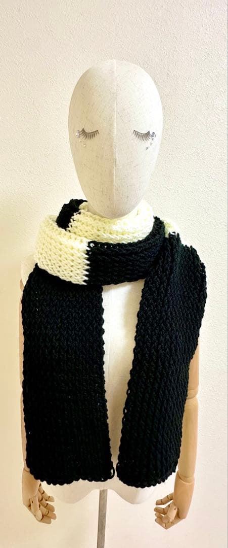 手編みロングマフラー