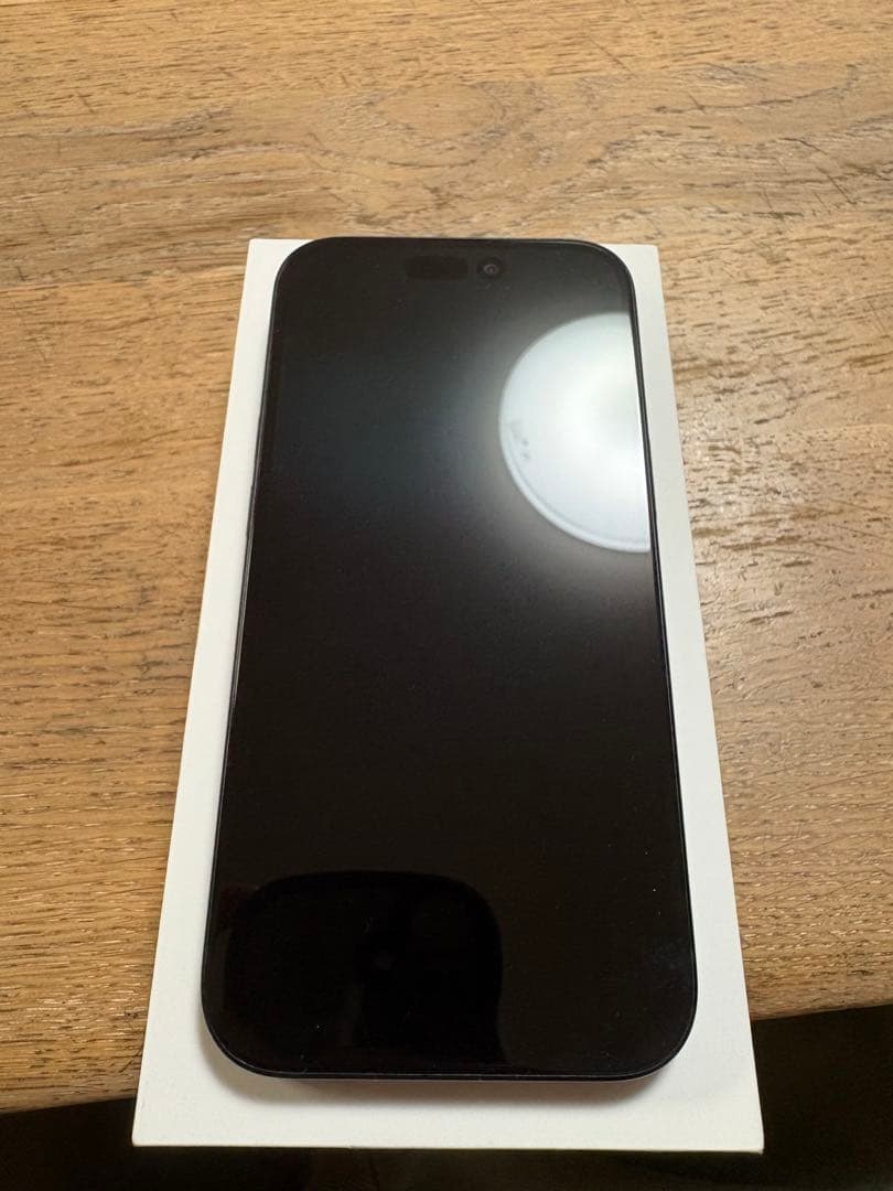 Apple iPhone 15 128GB ブラック （新品同様）
