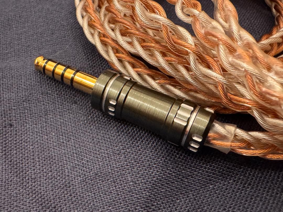 AüR Audio Neon Pro/アウルオーディオ　ネオンプロ