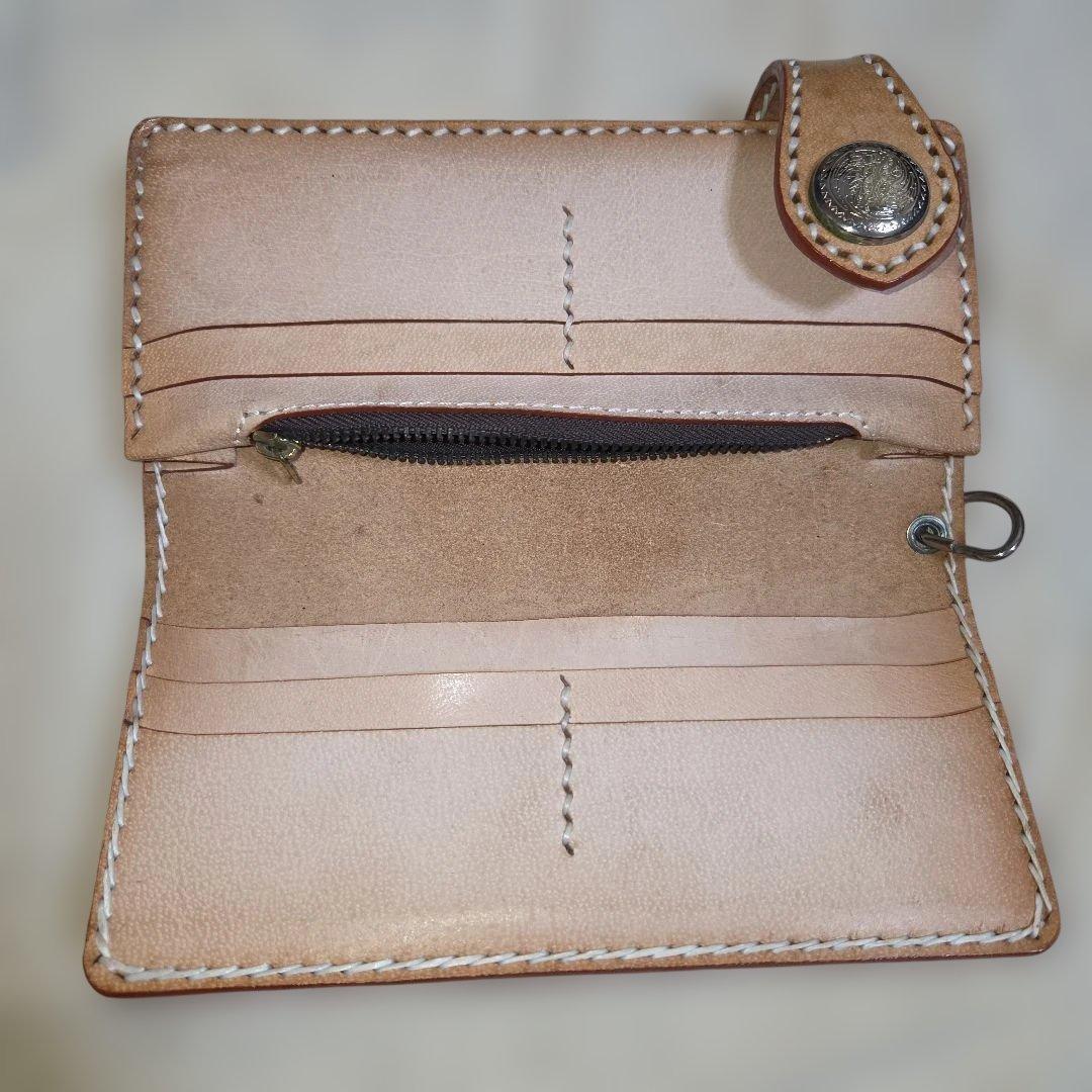 【美品】カービング　革財布 長財布 メンズ バイカーズウォレット 型押し