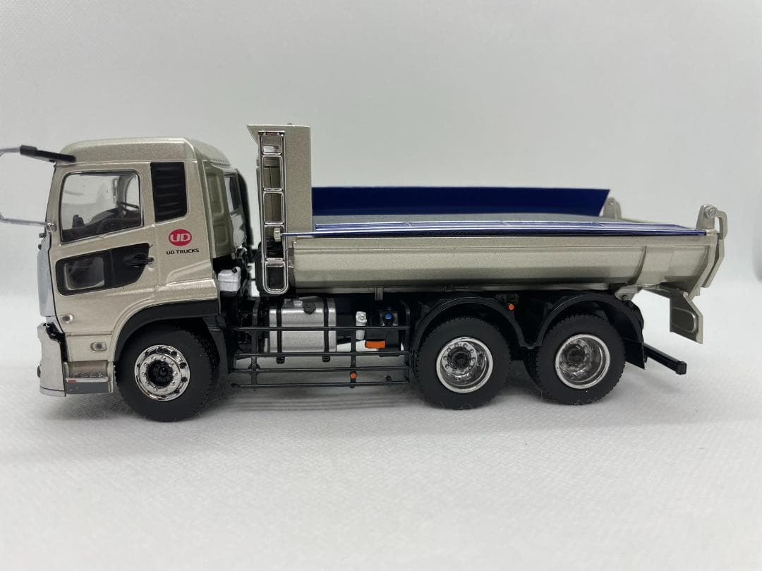 406-004 京商 1/43 大型ダンプカー模型 新時代の高積載ダンプカー