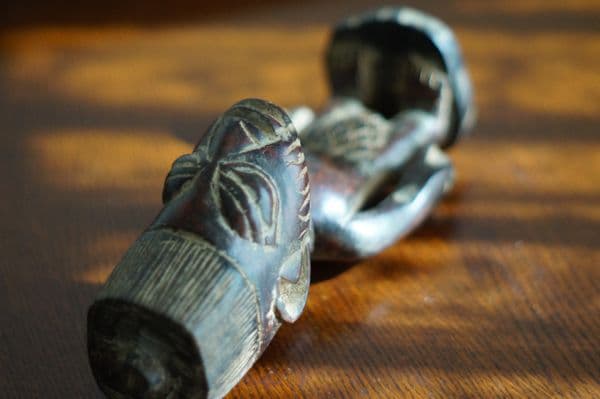 アフリカンアート　ヨルバ族　木彫り　オブジェ　首長　人形