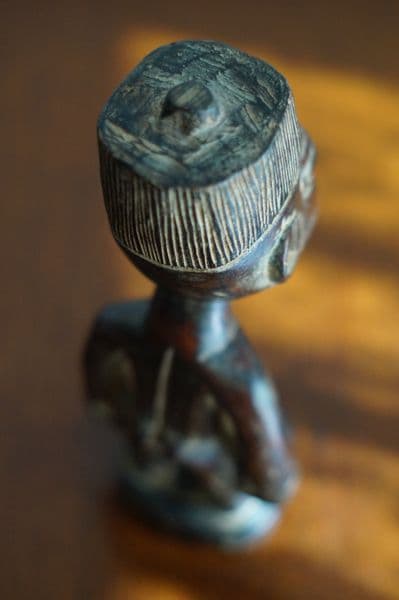 アフリカンアート　ヨルバ族　木彫り　オブジェ　首長　人形