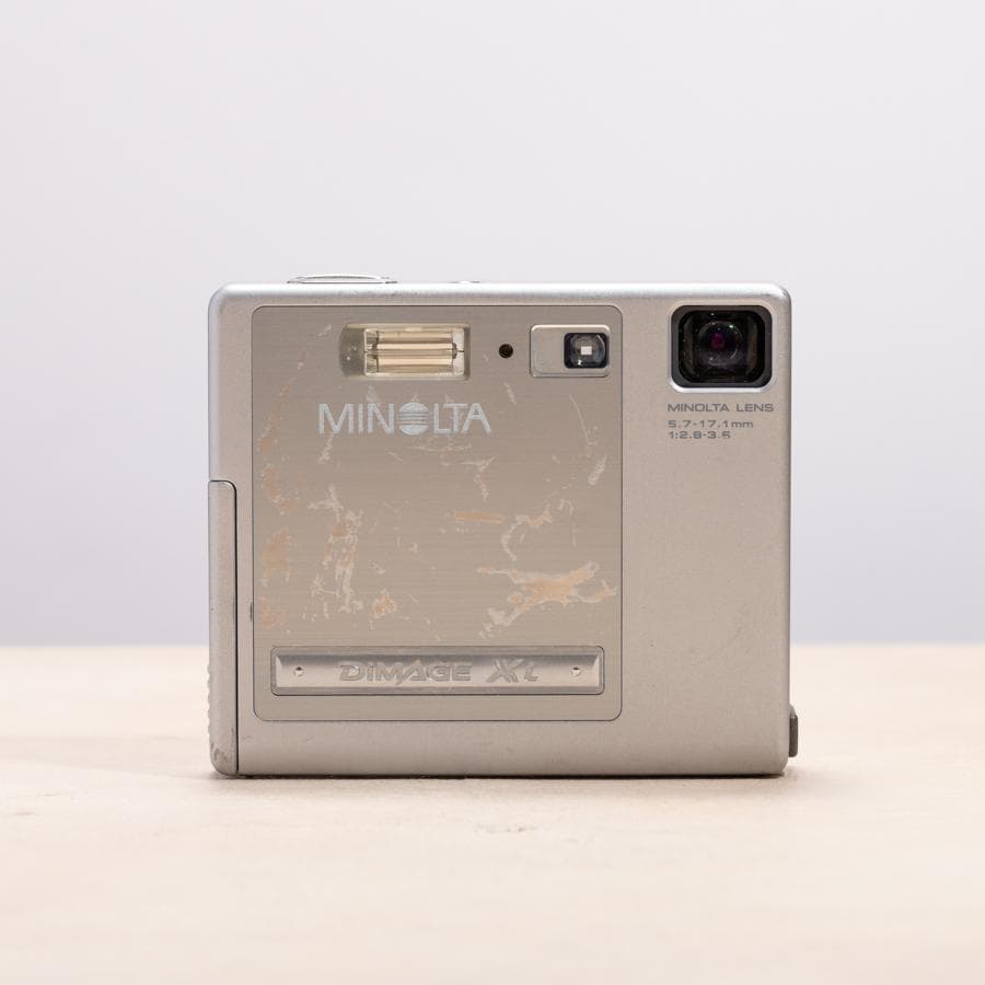 【スマホ転送OK】MINOLTA DIMAGE Xi シルバー 動作確認済み