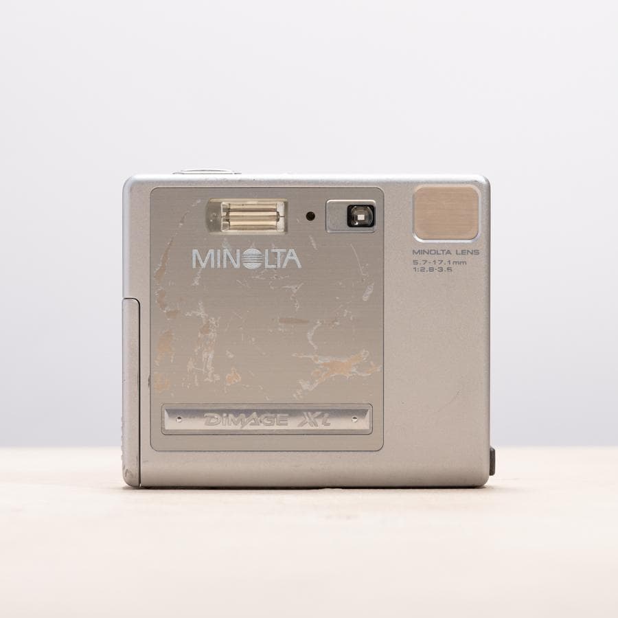 【スマホ転送OK】MINOLTA DIMAGE Xi シルバー 動作確認済み