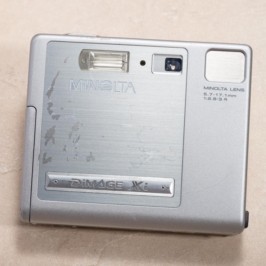【スマホ転送OK】MINOLTA DIMAGE Xi シルバー 動作確認済み