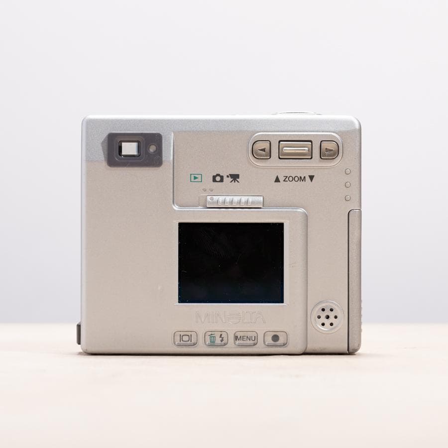 【スマホ転送OK】MINOLTA DIMAGE Xi シルバー 動作確認済み