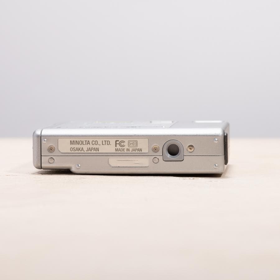 【スマホ転送OK】MINOLTA DIMAGE Xi シルバー 動作確認済み